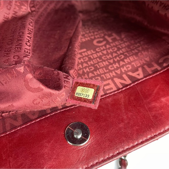 CHANEL Chocolate Bar Mademoiselle Reissue Square Tote Bag Red - Picture 6 of 10